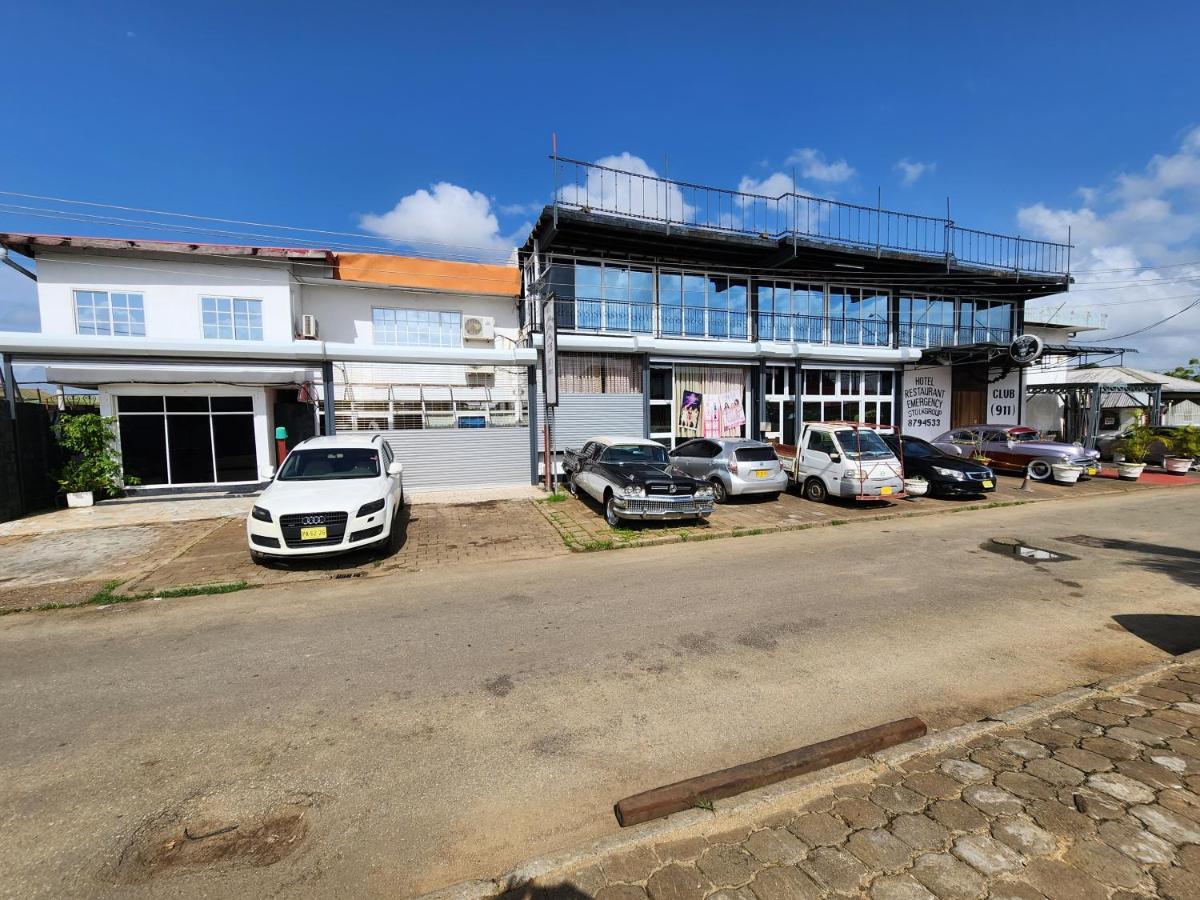 Hotel Bar Restaurant Emergency 911 Sto Lk Group Paramaribo Exterior foto
