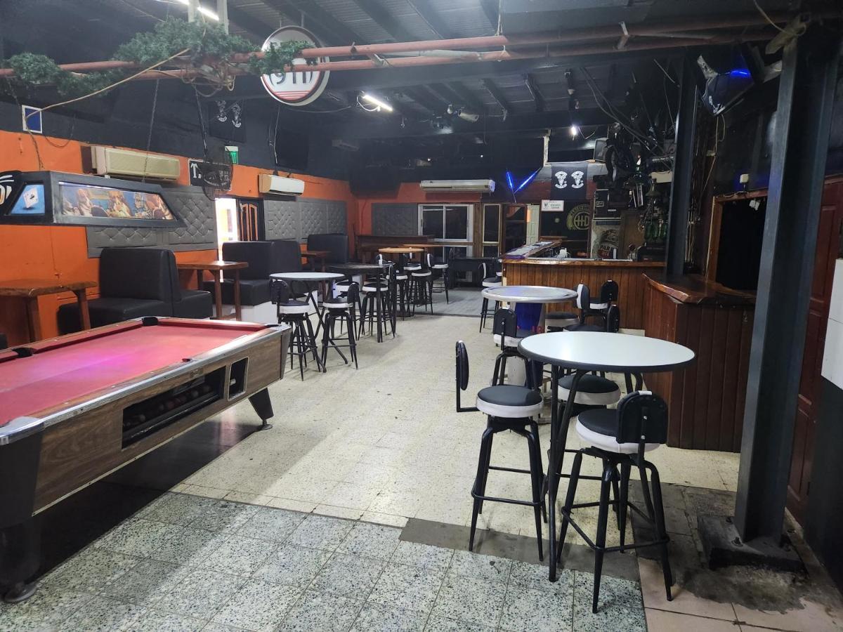 Hotel Bar Restaurant Emergency 911 Sto Lk Group Paramaribo Exterior foto
